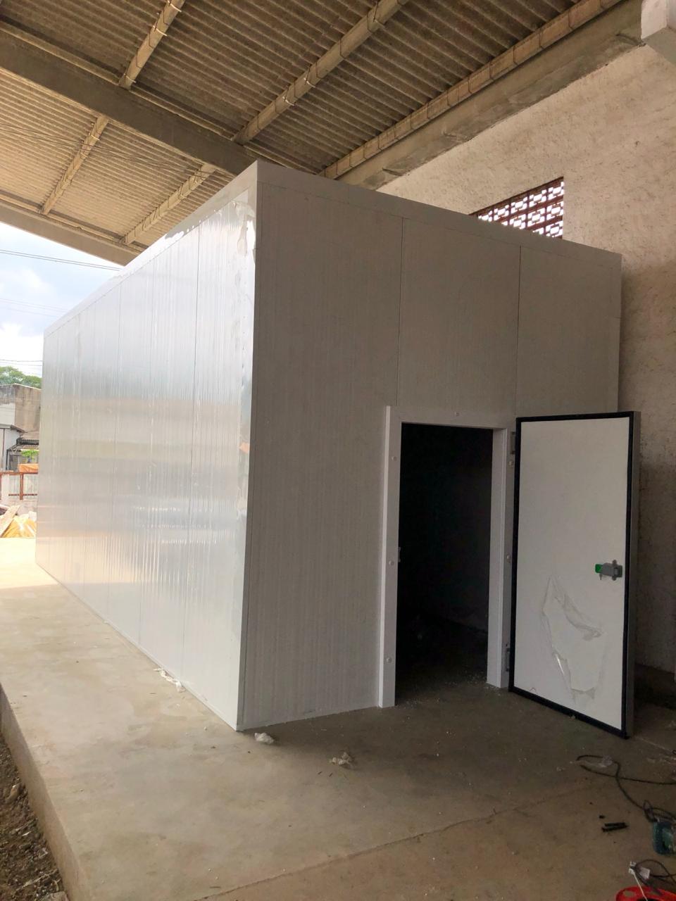 Painel e casa de máquinas